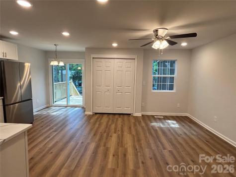 6211 Spanish Oak Road Charlotte NC 28227
