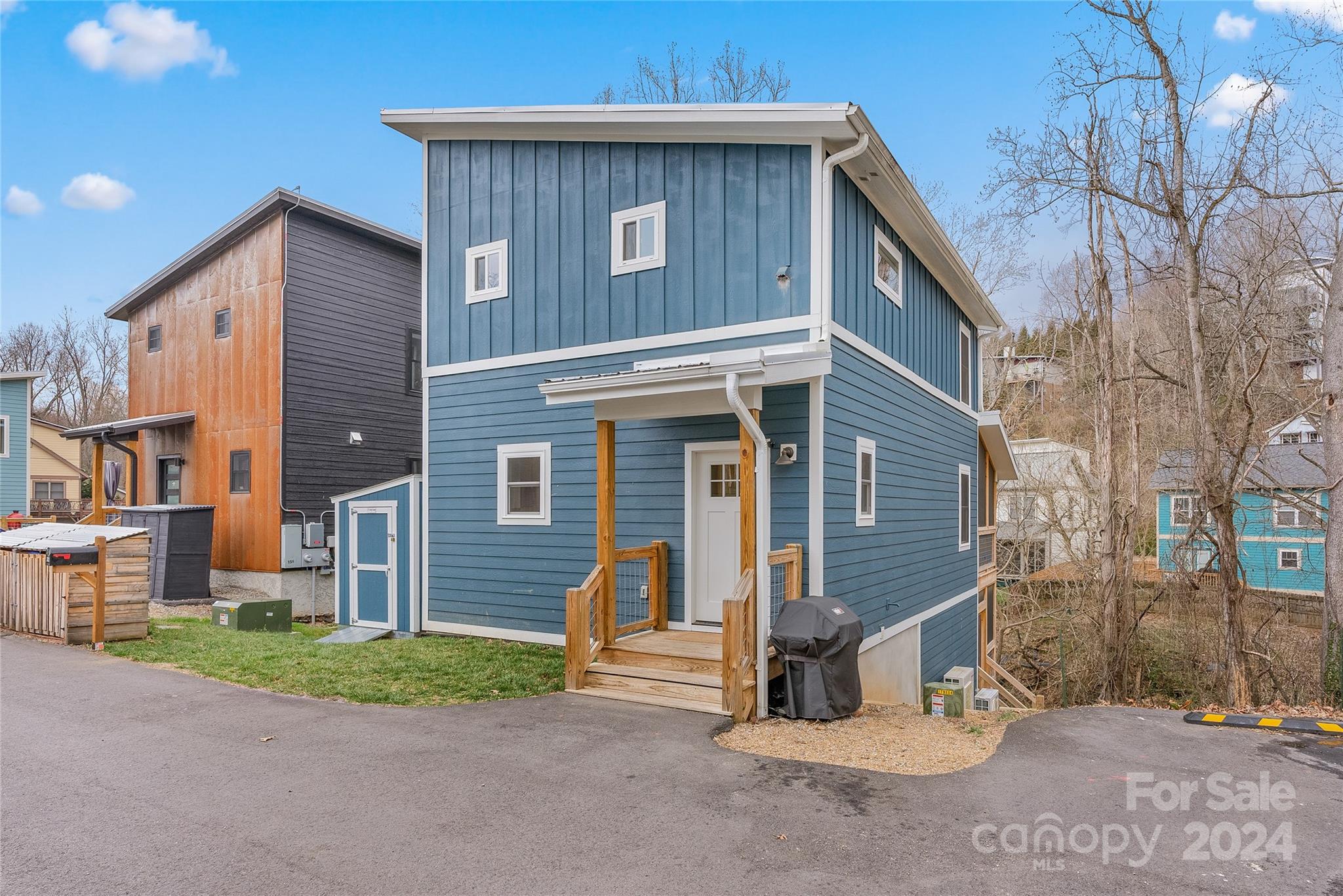 166 Simcoe Street Asheville NC 28806