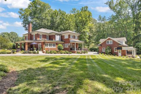 128 W Colonial Drive Salisbury NC 28144