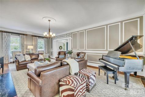 128 W Colonial Drive Salisbury NC 28144