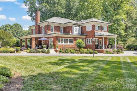 128 W Colonial Drive Salisbury NC 28144