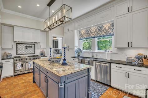 128 W Colonial Drive Salisbury NC 28144