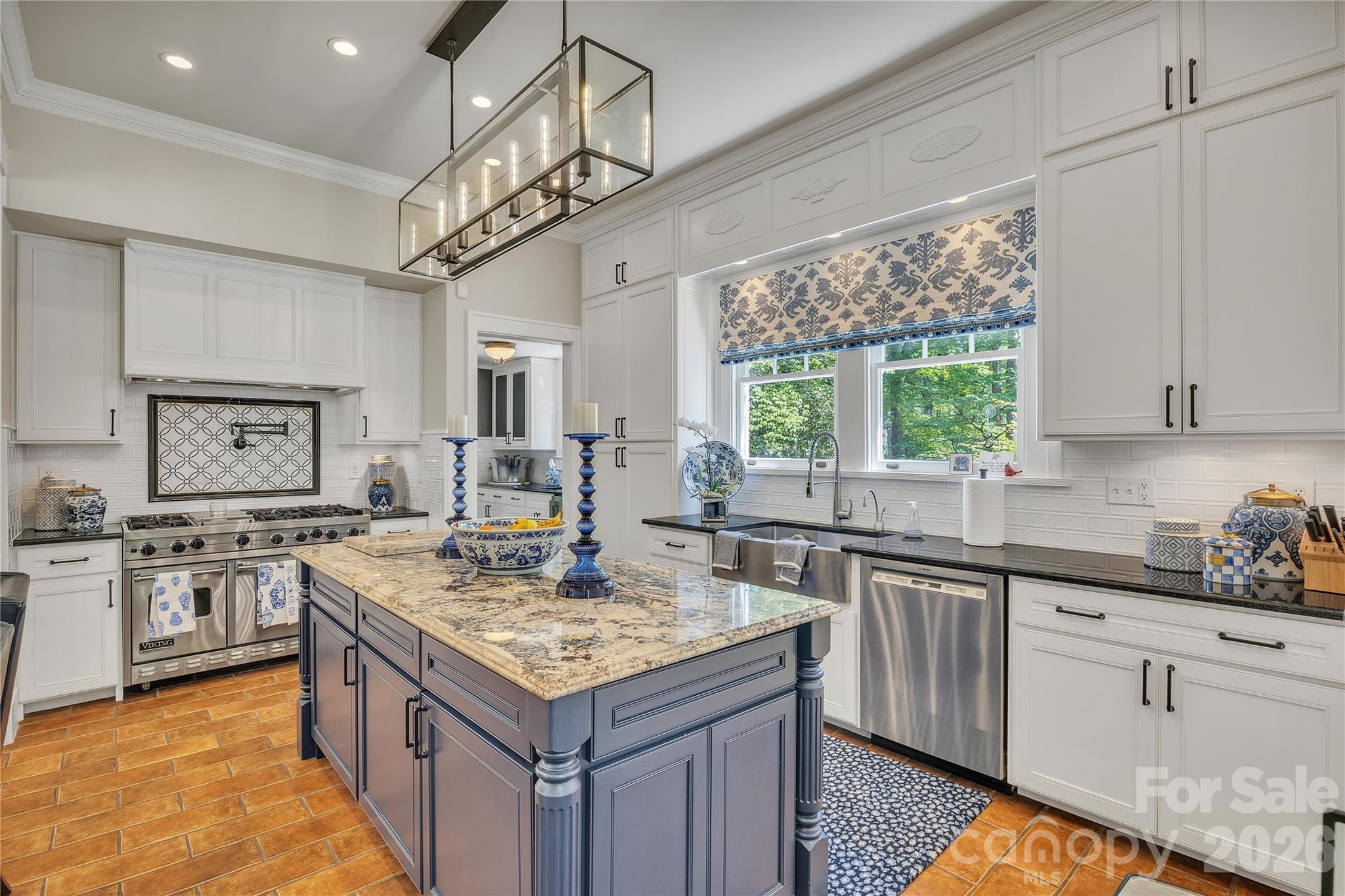 128 W Colonial Drive Salisbury NC 28144