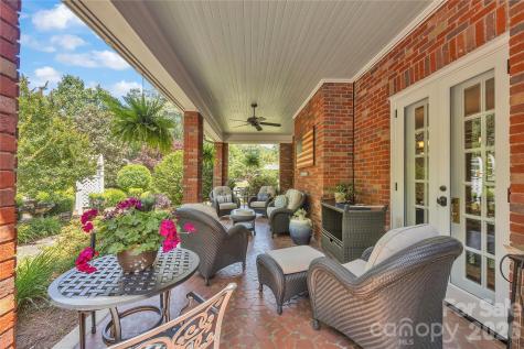 128 W Colonial Drive Salisbury NC 28144