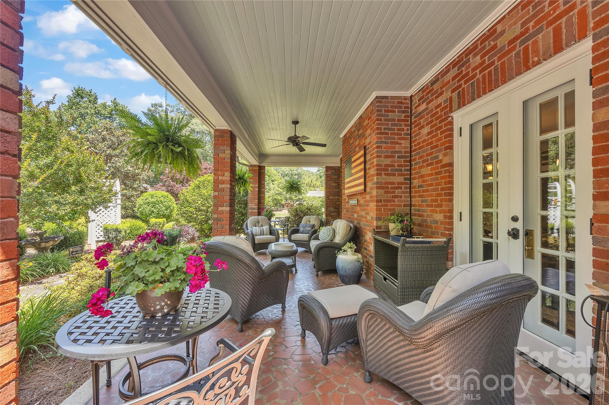 128 W Colonial Drive Salisbury NC 28144