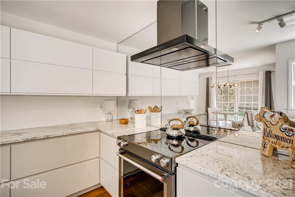 6215 Summertree Lane Charlotte NC 28226