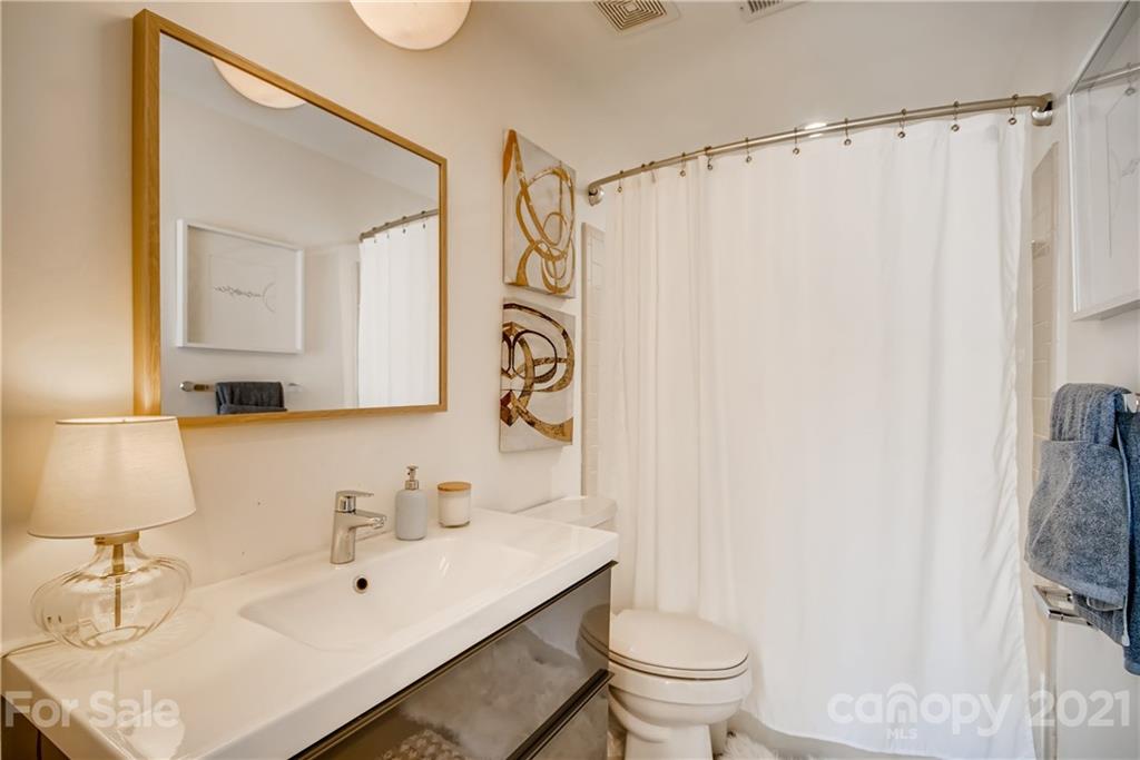 6215 Summertree Lane Charlotte NC 28226
