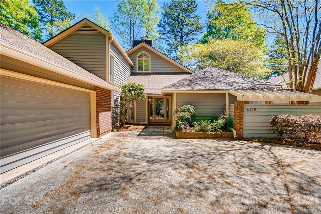 6215 Summertree Lane Charlotte NC 28226