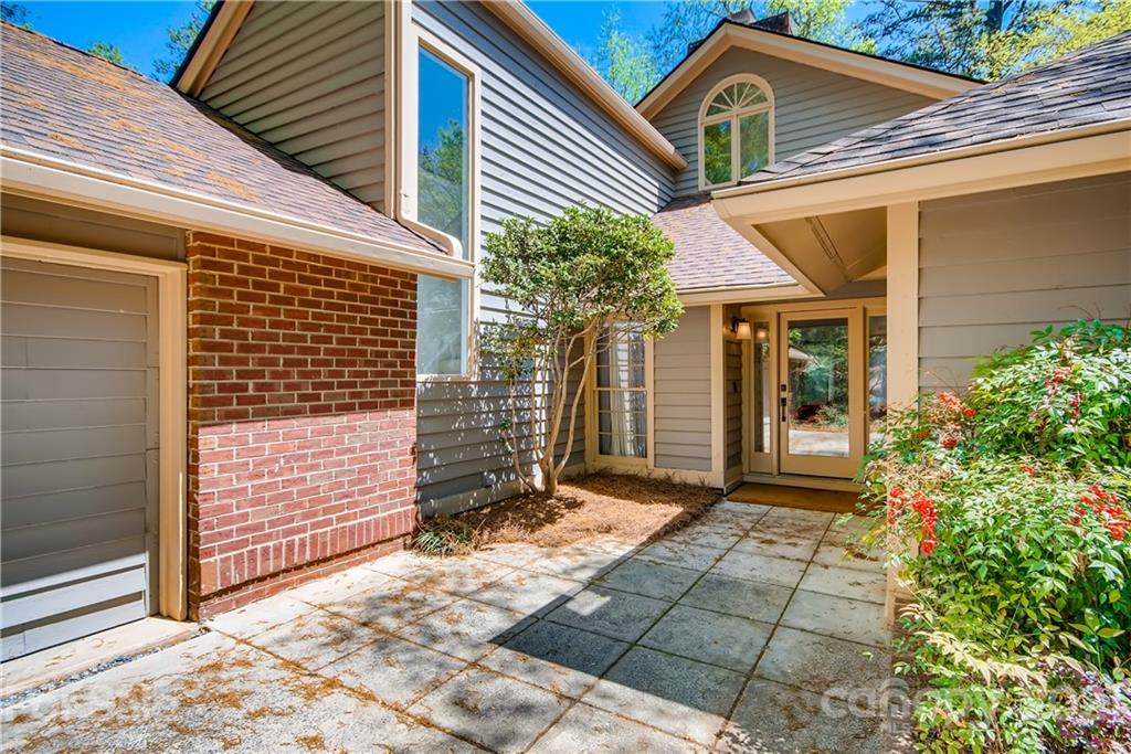 6215 Summertree Lane Charlotte NC 28226