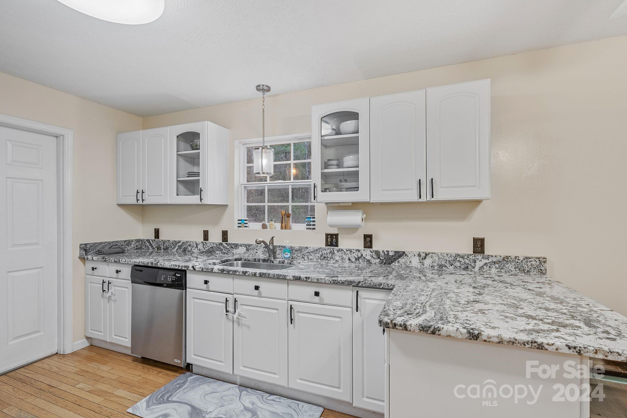 136 Cisco Road Asheville NC 28805