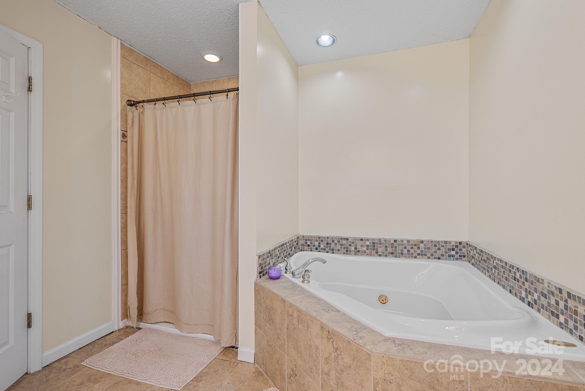 136 Cisco Road Asheville NC 28805