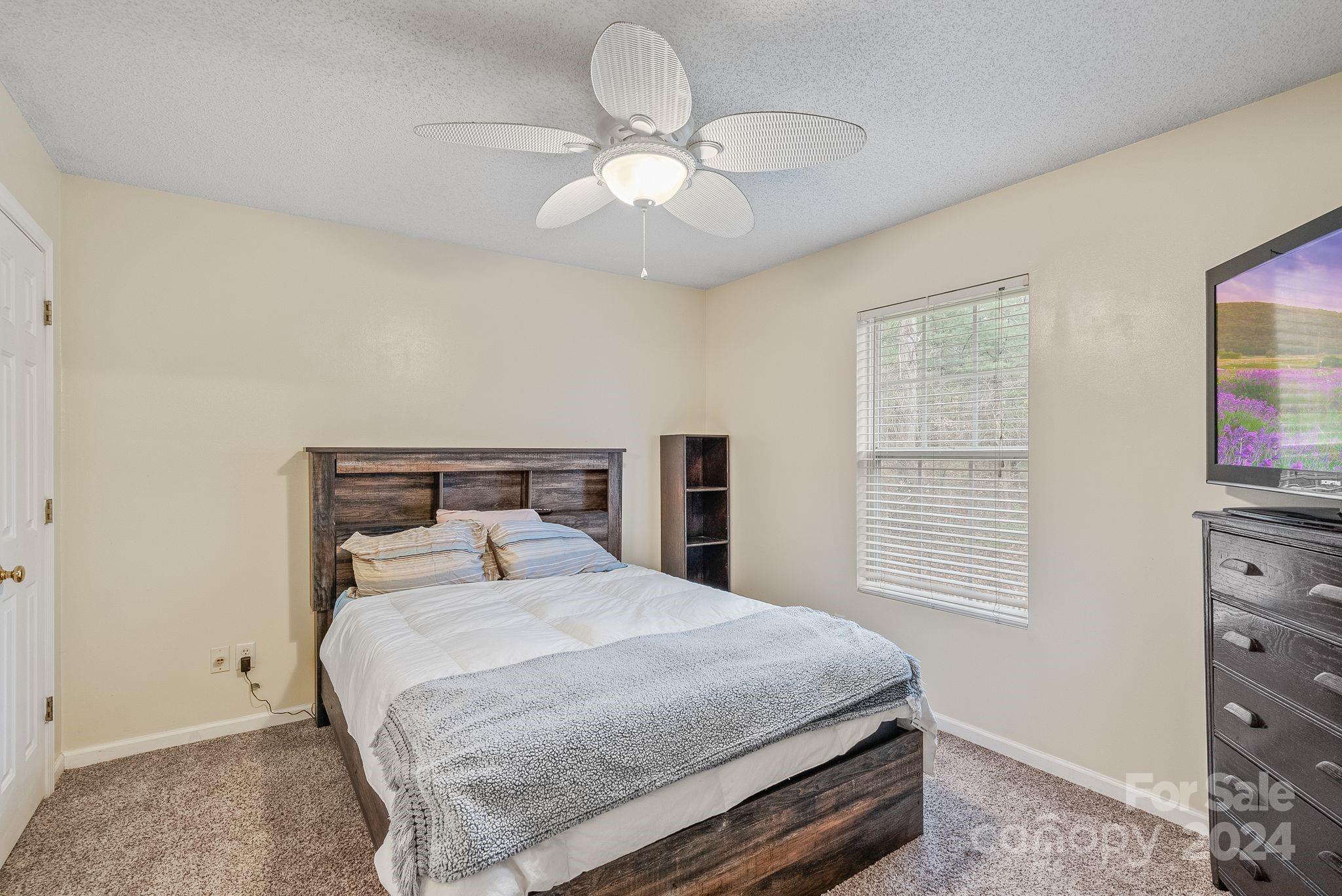 136 Cisco Road Asheville NC 28805
