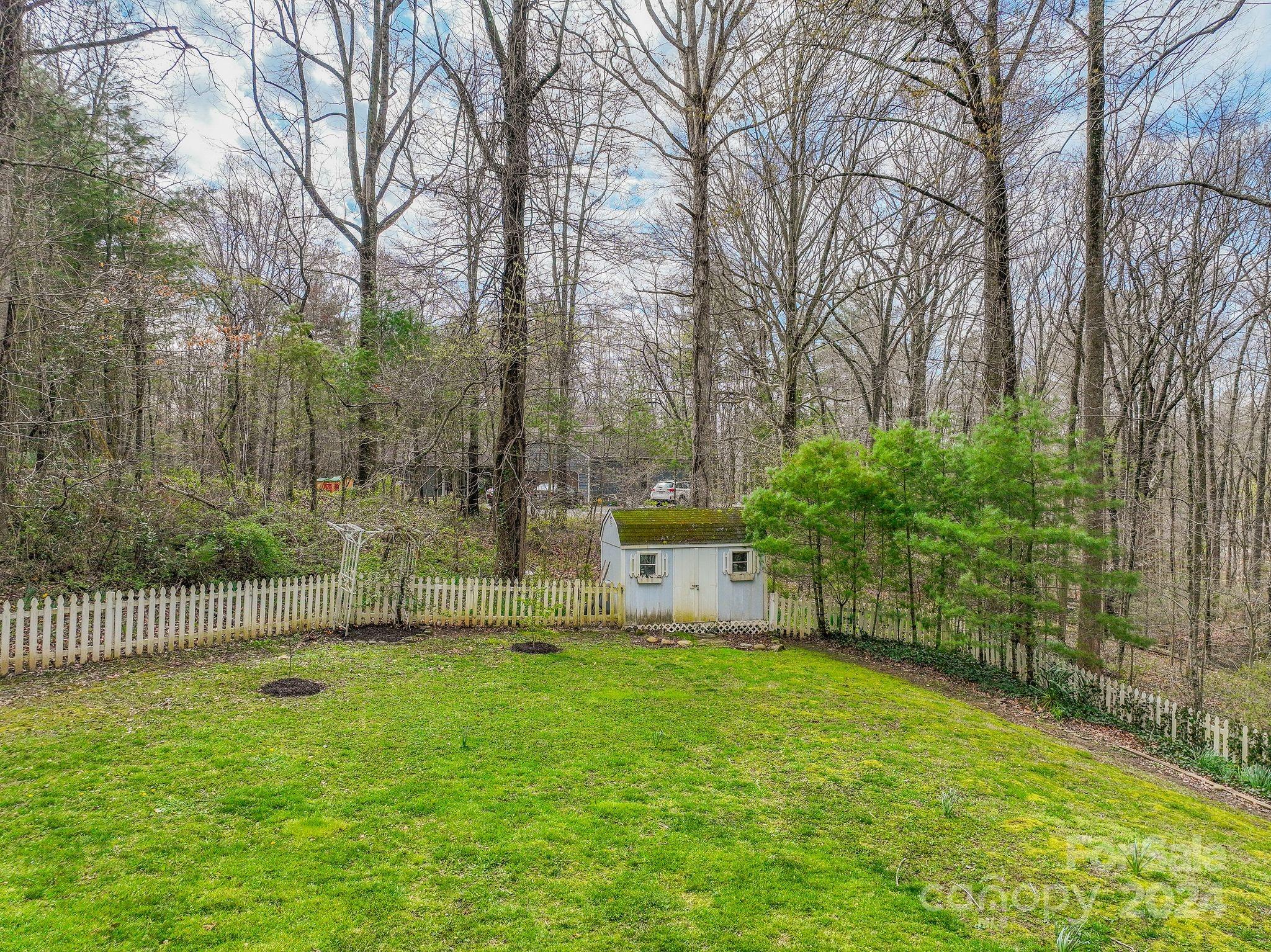 136 Cisco Road Asheville NC 28805