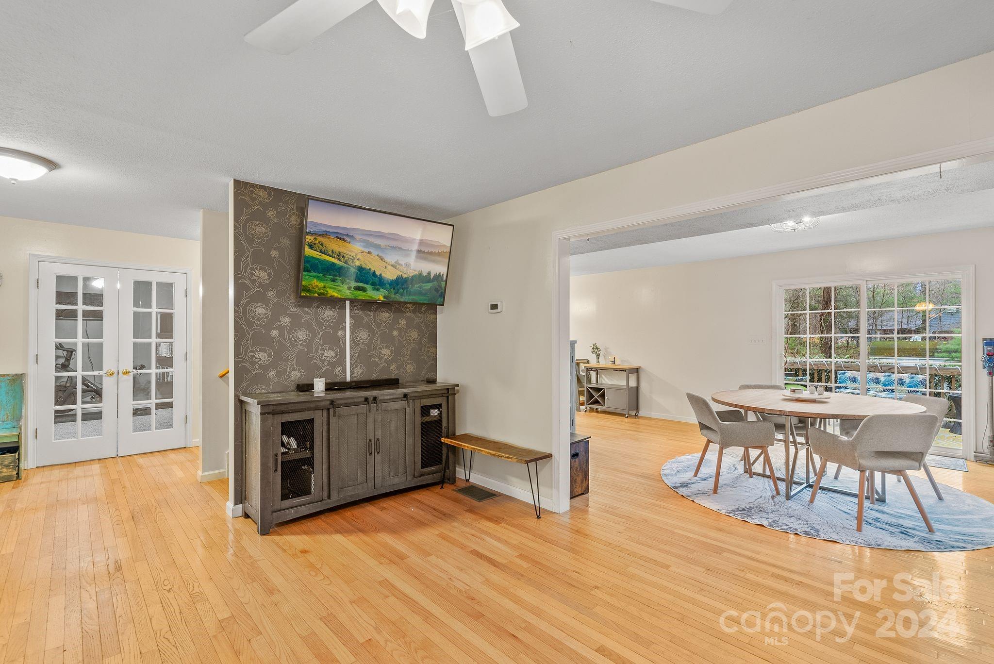 136 Cisco Road Asheville NC 28805