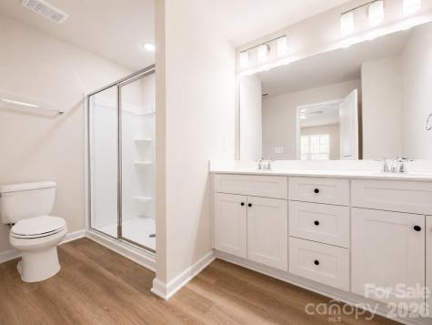 5933 Wallace Avenue Charlotte NC 28227