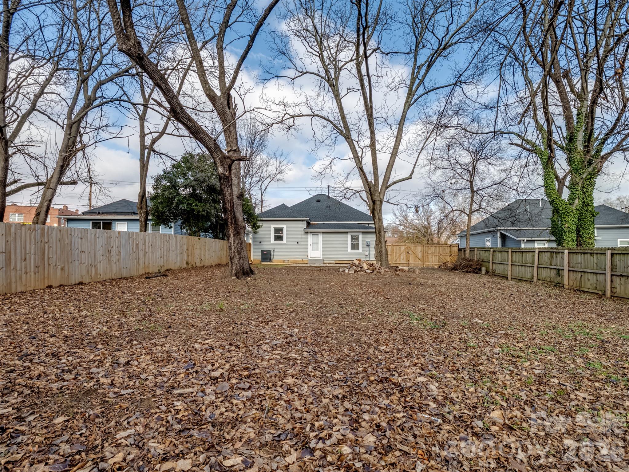 4313 Hovis Road Charlotte NC 28208