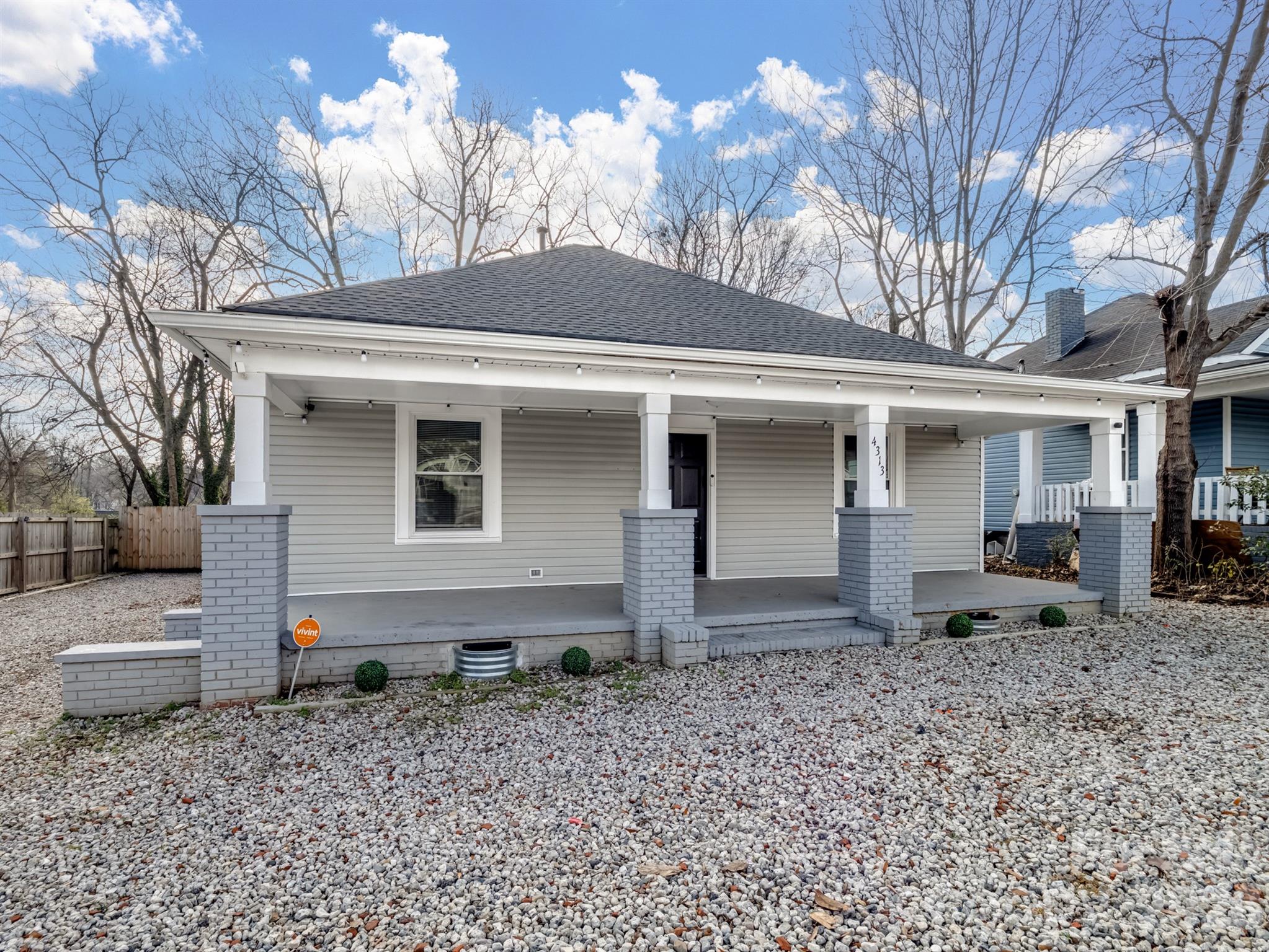 4313 Hovis Road Charlotte NC 28208