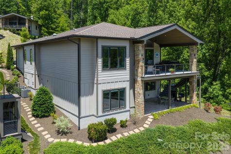 110 Plateau Drive Maggie Valley NC 28751