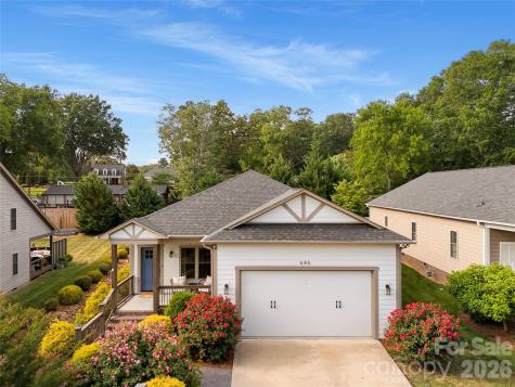 646 13th Avenue Place NW Hickory NC 28601