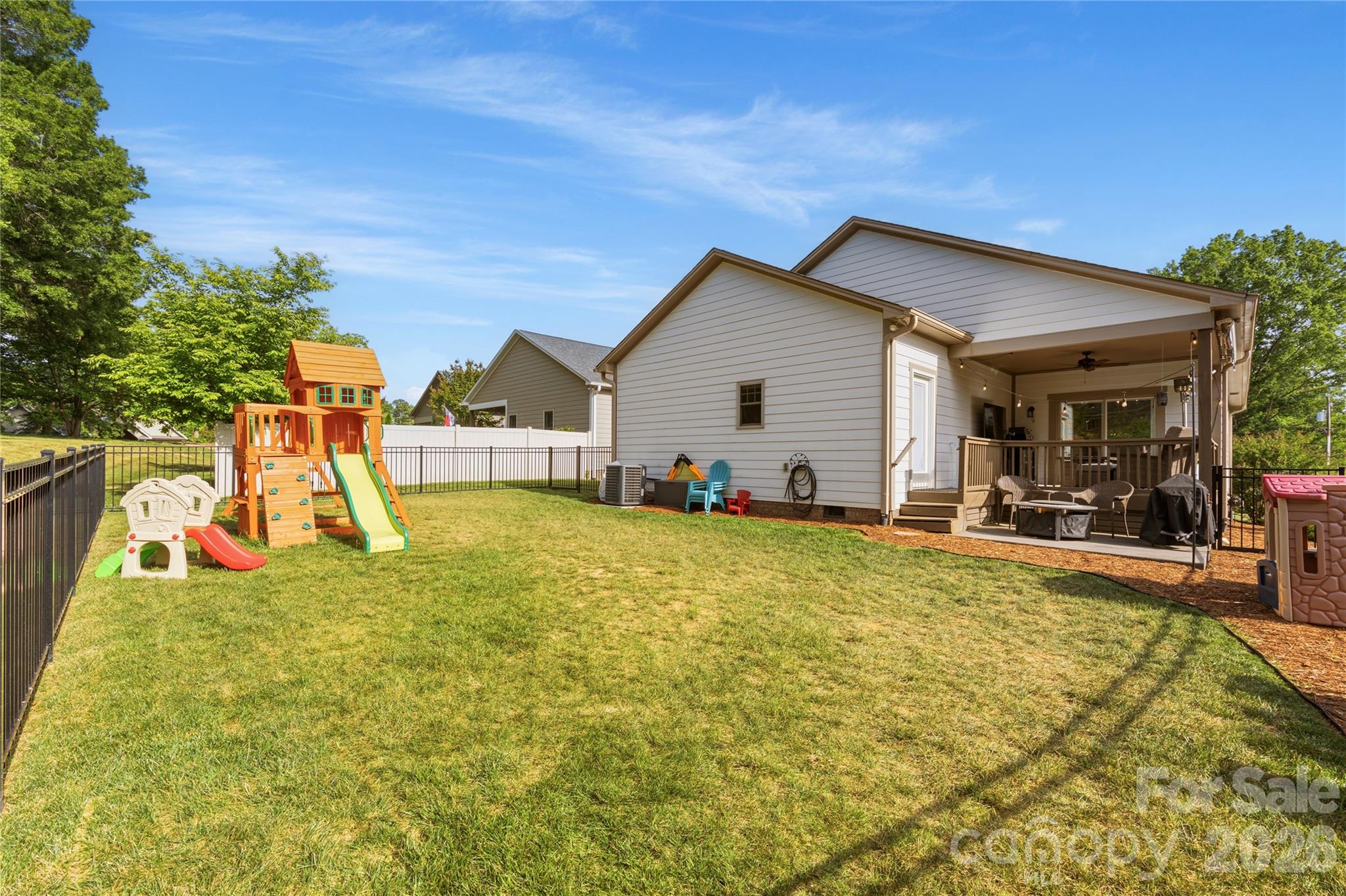646 13th Avenue Place NW Hickory NC 28601