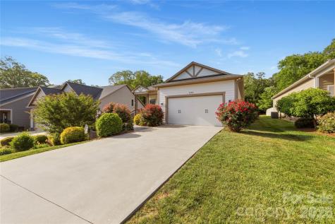 646 13th Avenue Place NW Hickory NC 28601