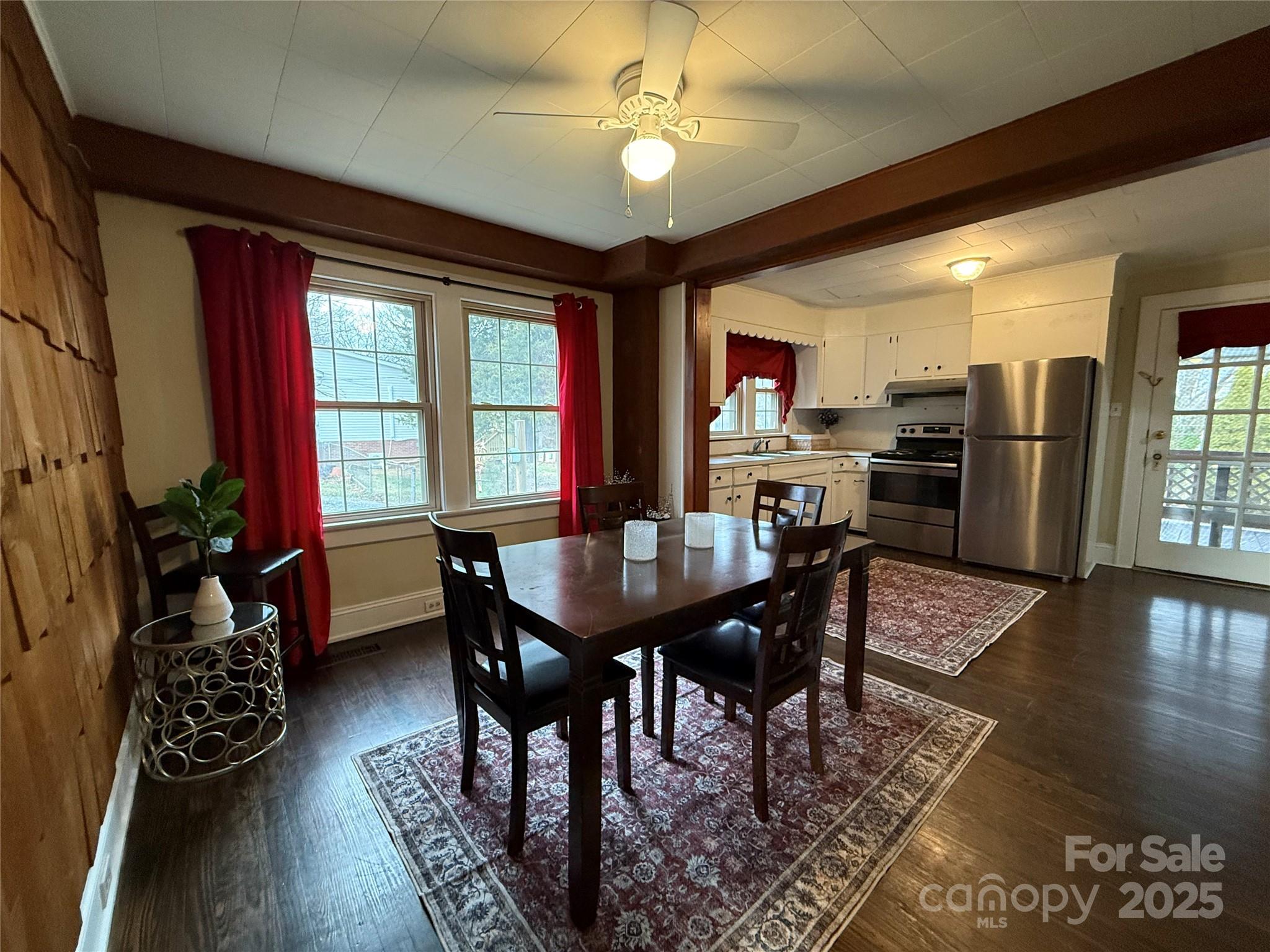 375 20th Avenue NE Hickory NC 28601