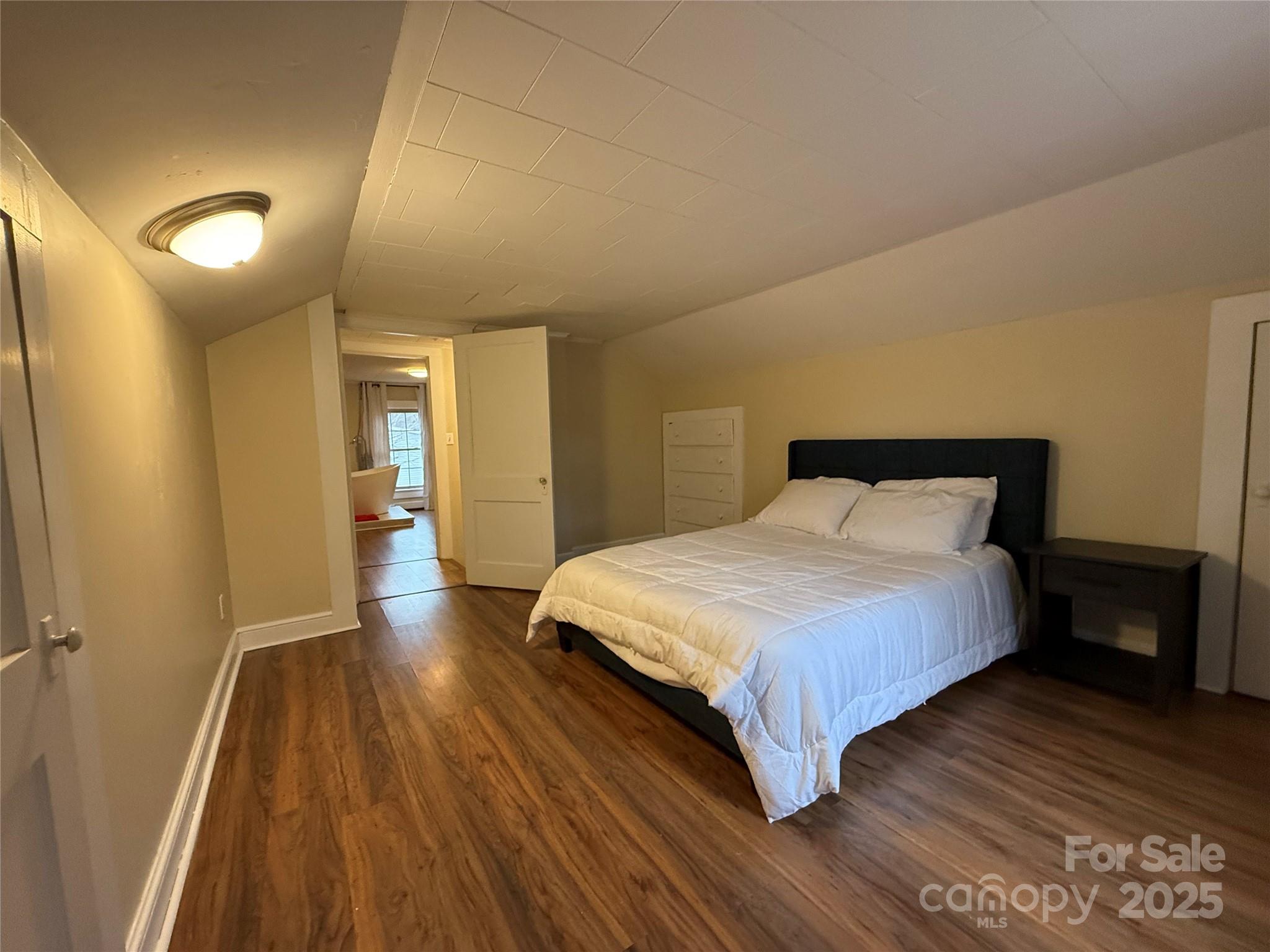 375 20th Avenue NE Hickory NC 28601