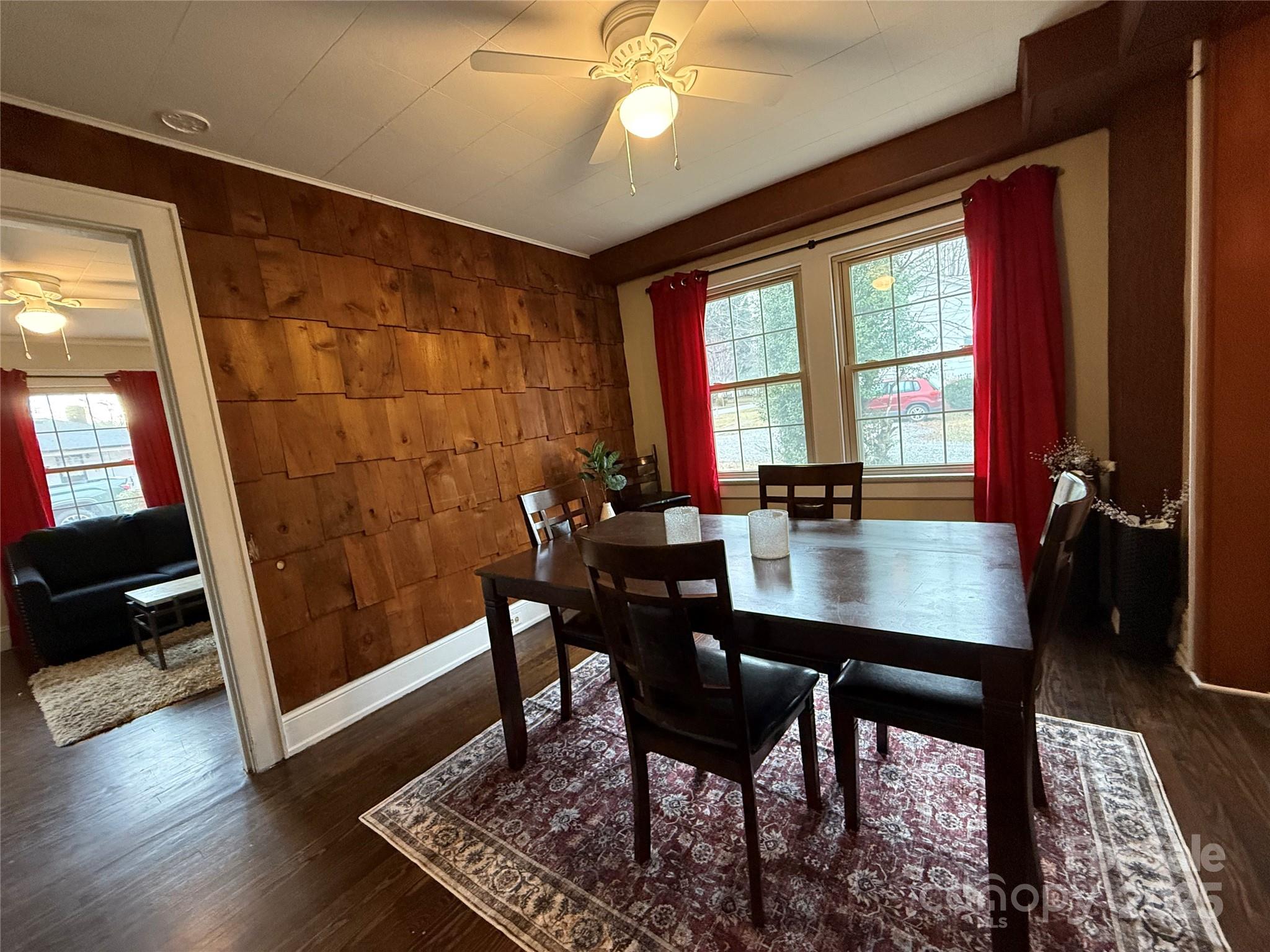 375 20th Avenue NE Hickory NC 28601