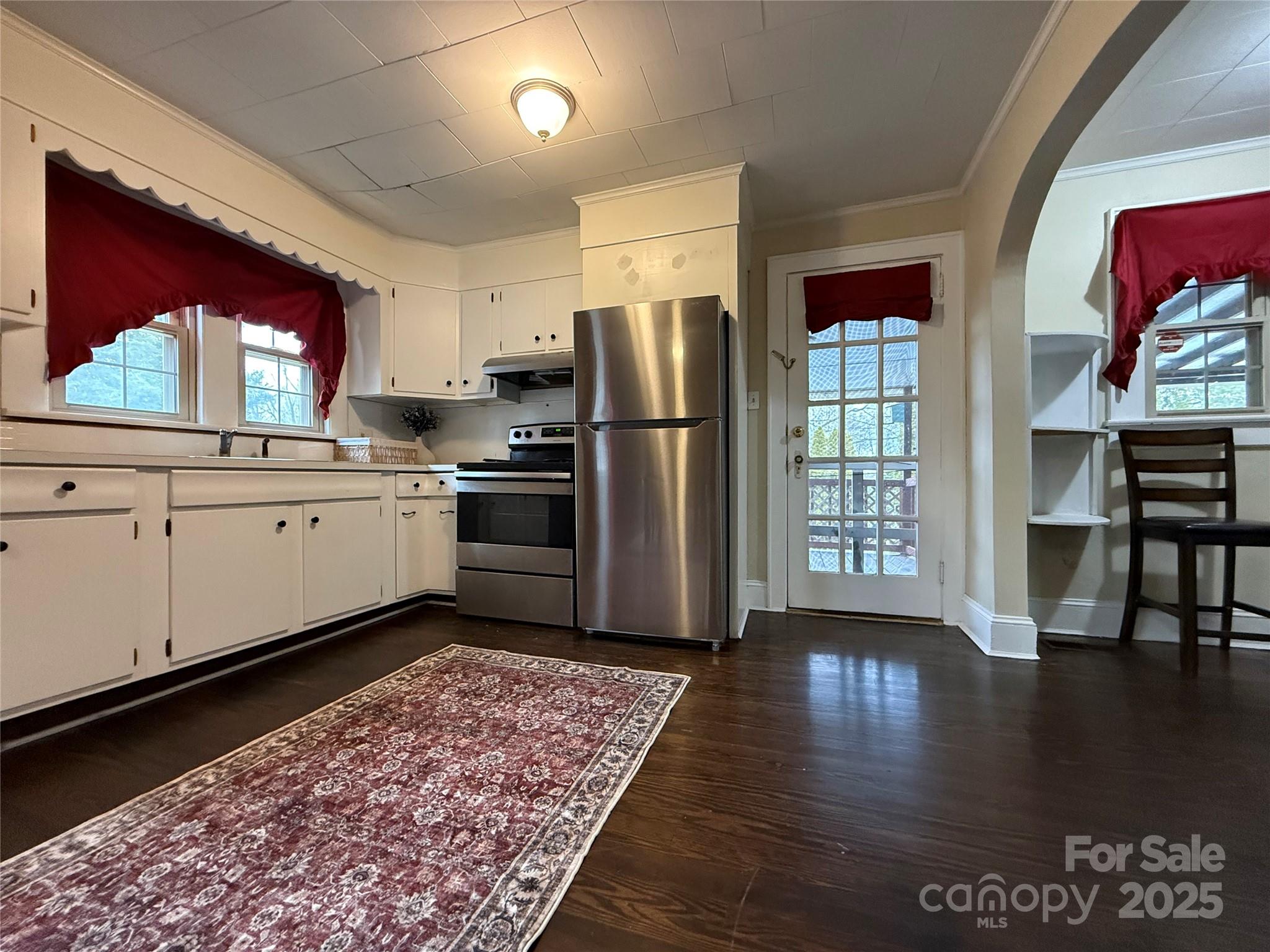 375 20th Avenue NE Hickory NC 28601