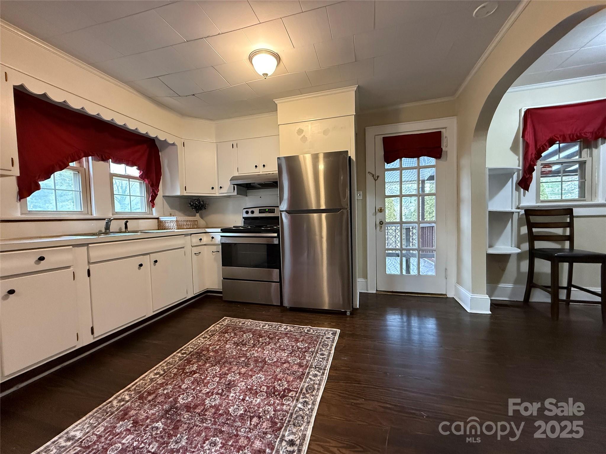 375 20th Avenue NE Hickory NC 28601