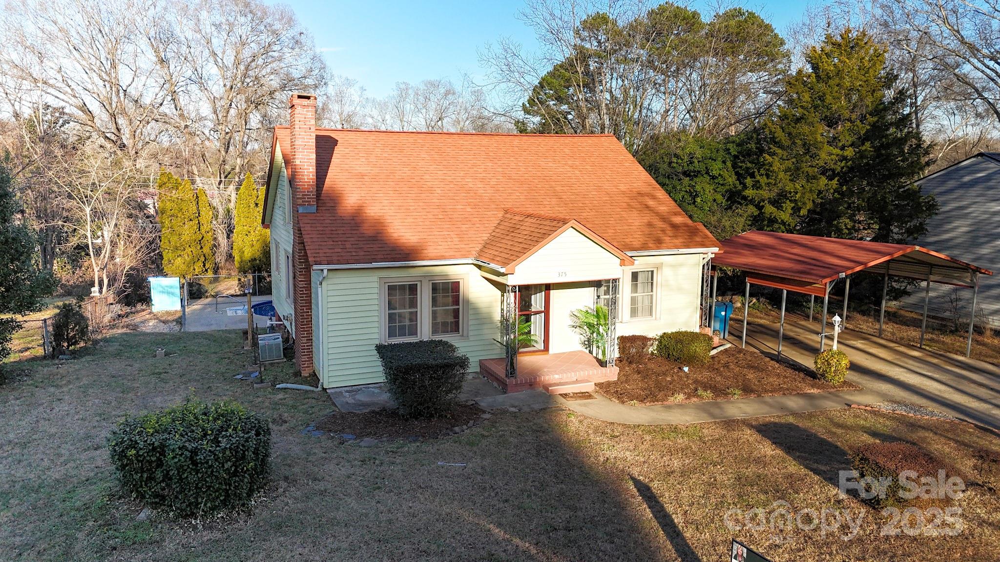 375 20th Avenue NE Hickory NC 28601