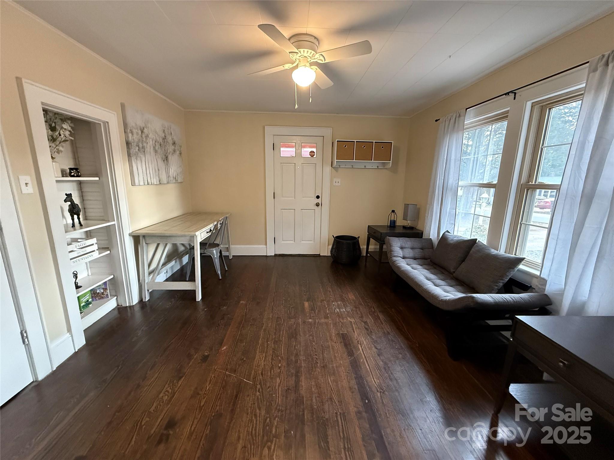 375 20th Avenue NE Hickory NC 28601