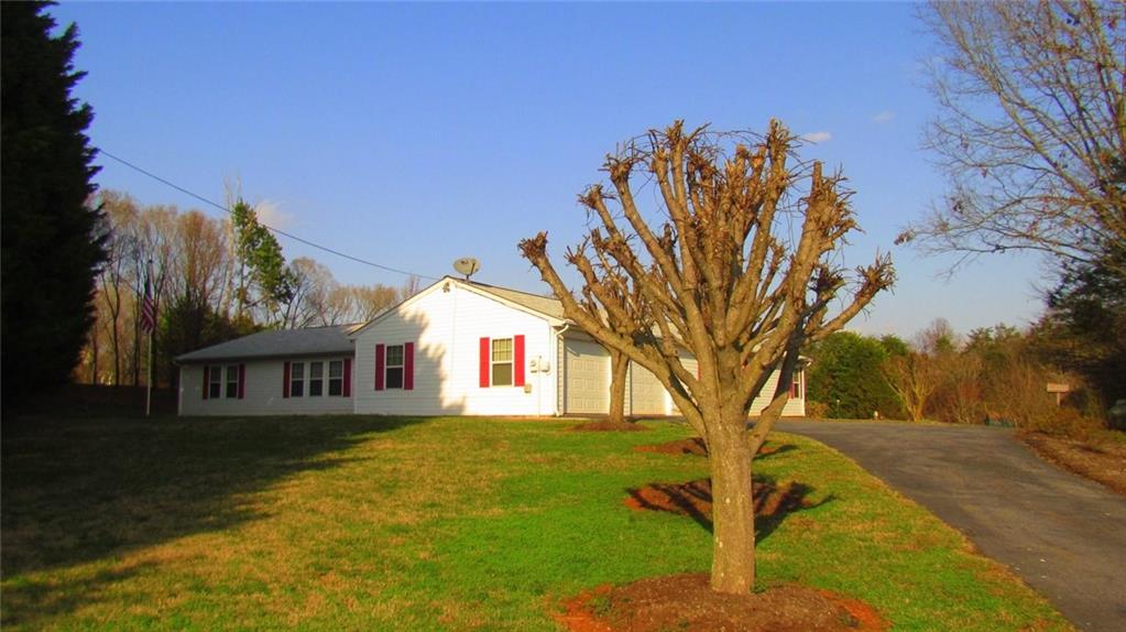 79 Mike Abbey Lane Taylorsville NC 28681