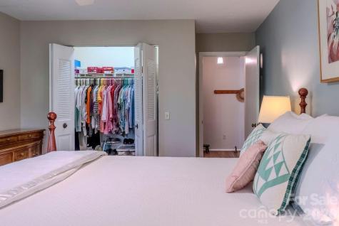 396 Winding Way Drive Franklin NC 28734