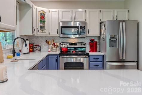 396 Winding Way Drive Franklin NC 28734
