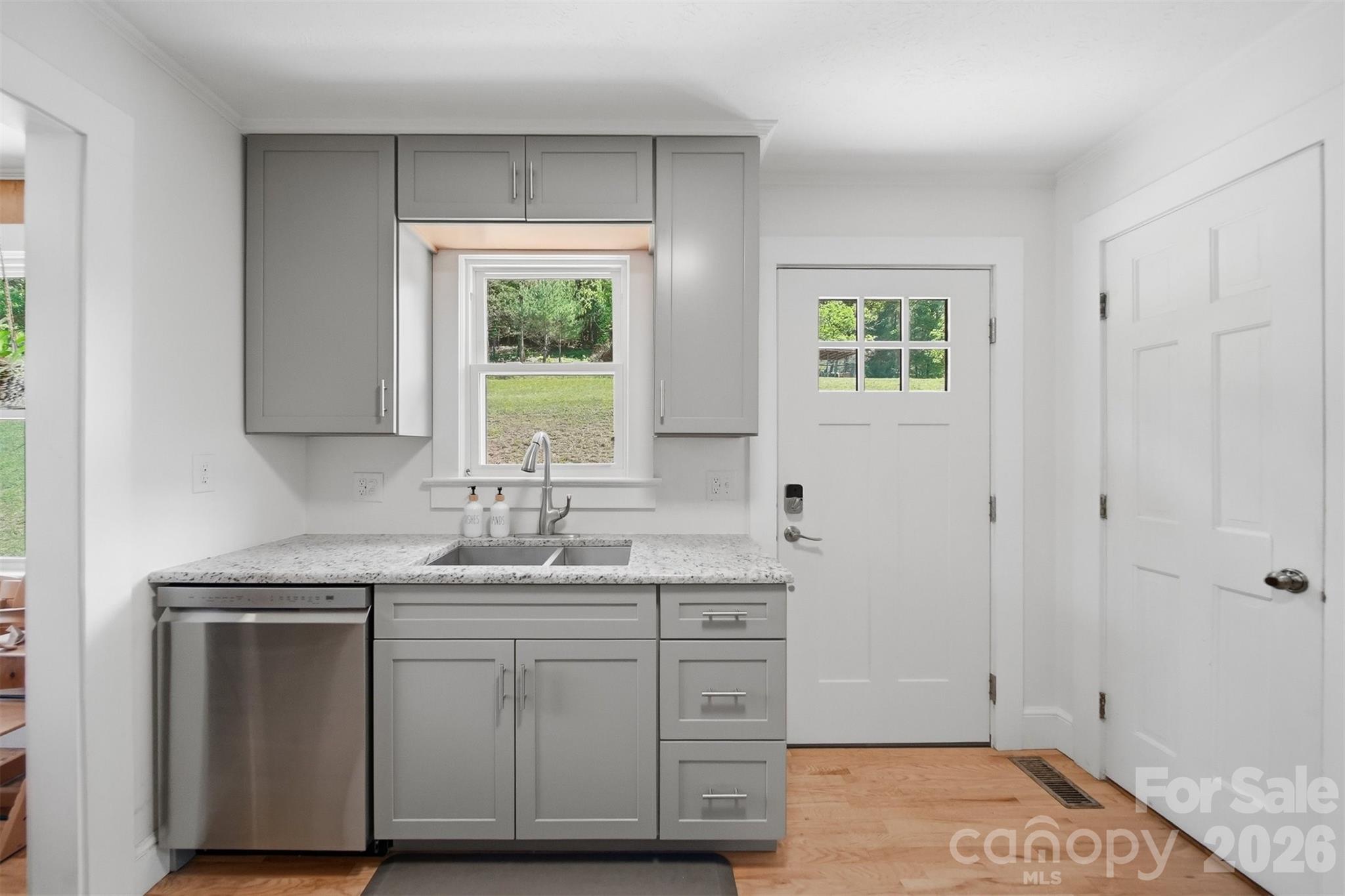 4316 Grandin Road Lenoir NC 28645