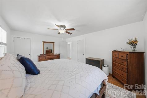 4316 Grandin Road Lenoir NC 28645