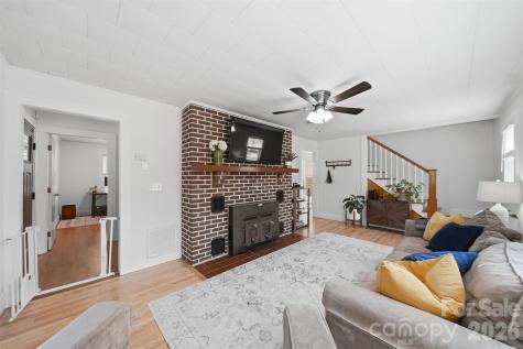 4316 Grandin Road Lenoir NC 28645