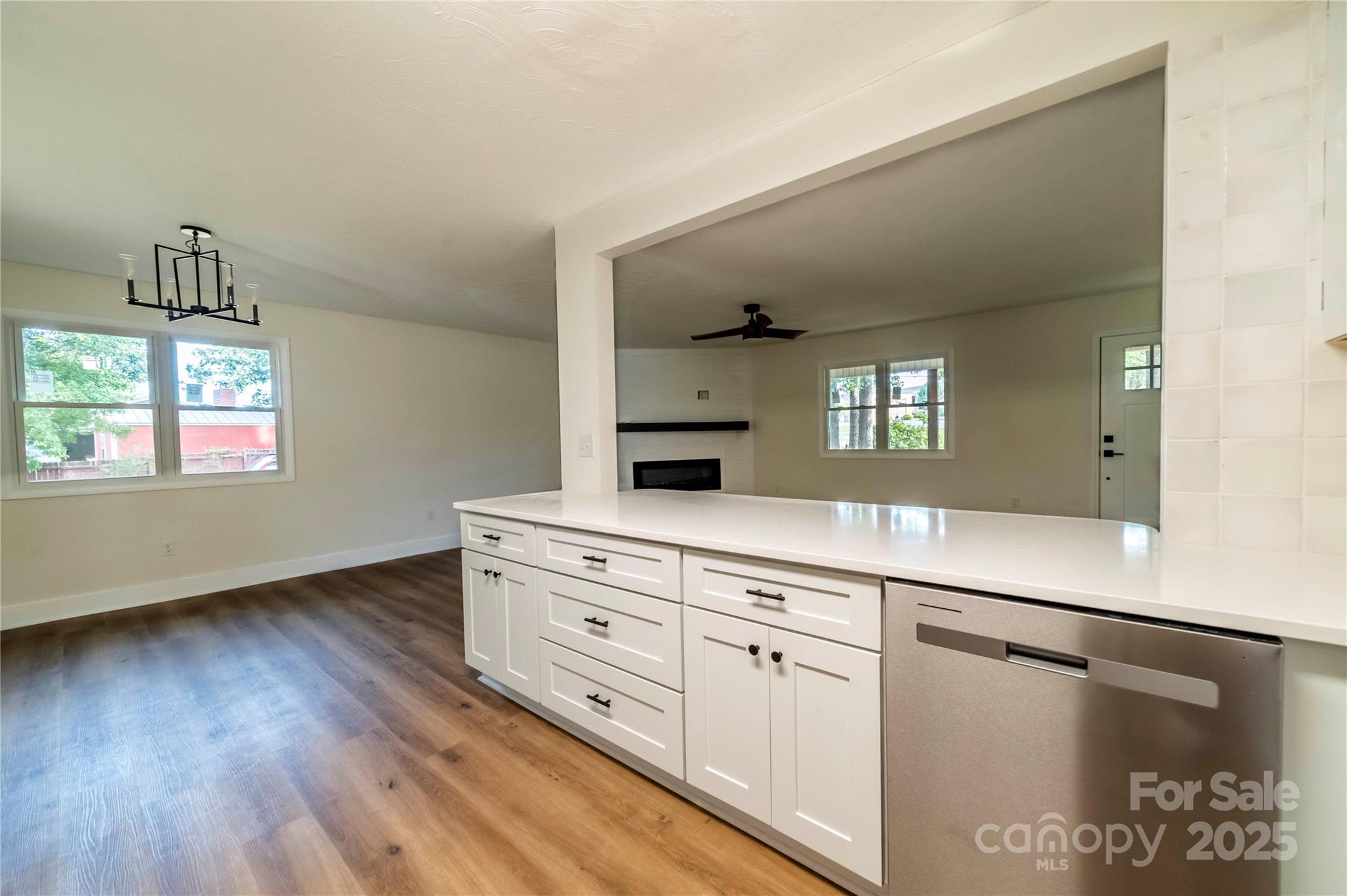 1210 29th Avenue Drive NE Hickory NC 28601