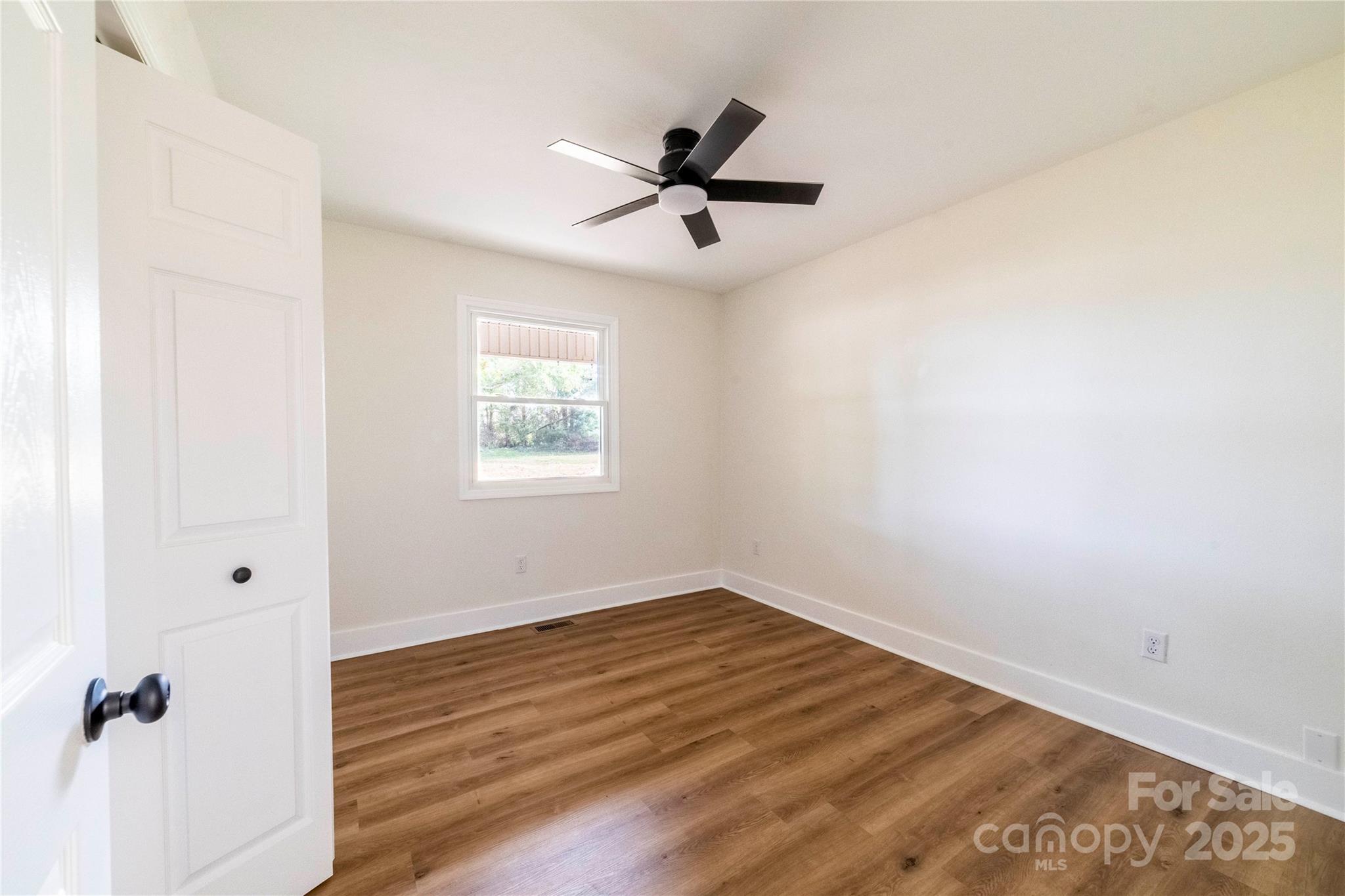 1210 29th Avenue Drive NE Hickory NC 28601