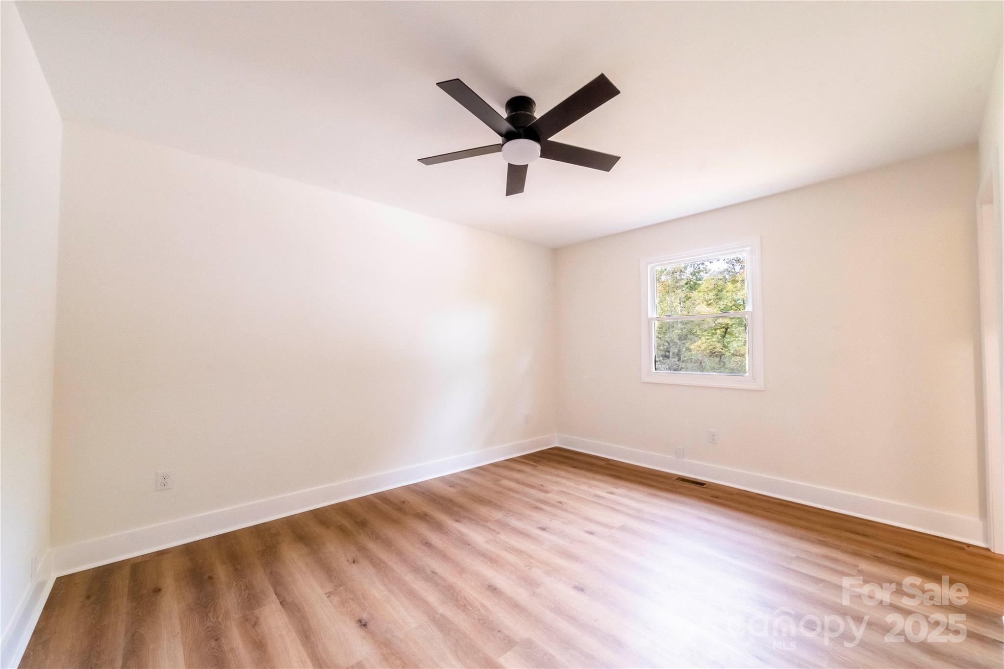1210 29th Avenue Drive NE Hickory NC 28601