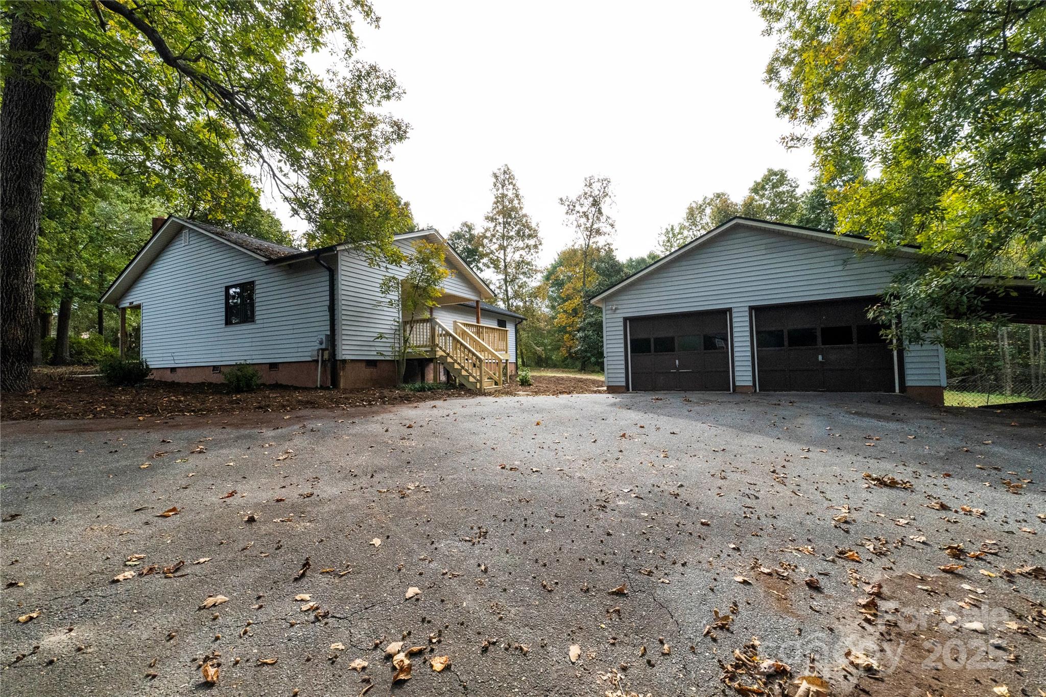 1210 29th Avenue Drive NE Hickory NC 28601