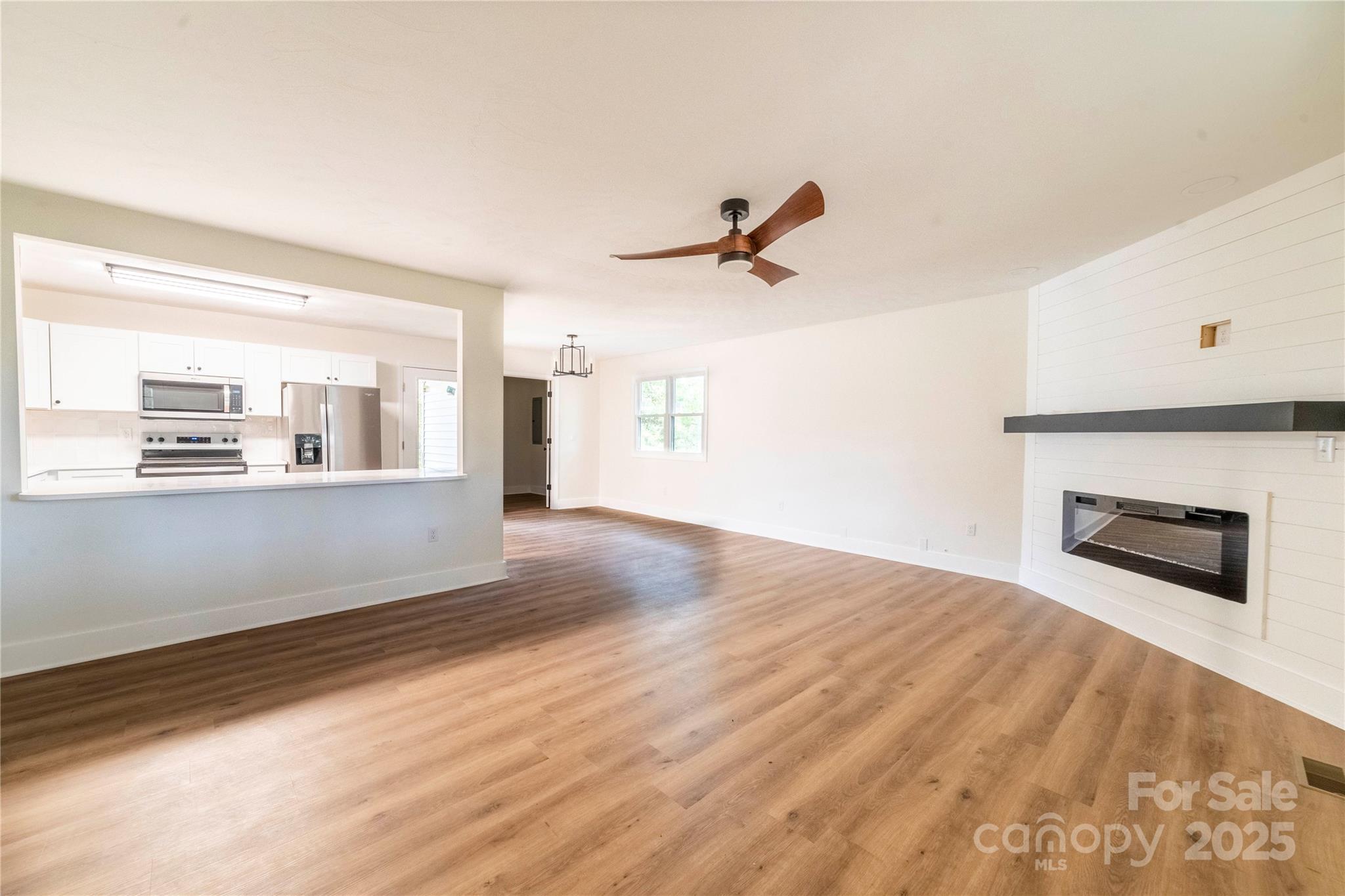 1210 29th Avenue Drive NE Hickory NC 28601