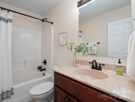 178 Locust Court Arden NC 28704