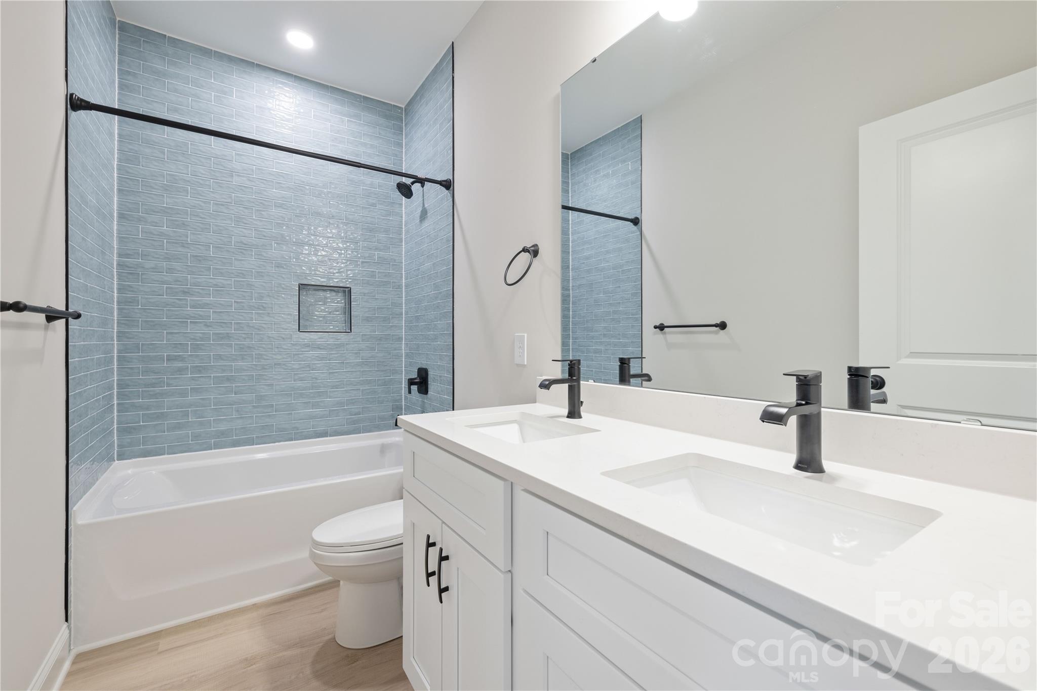 6206 Linda Vista Lane Charlotte NC 28216