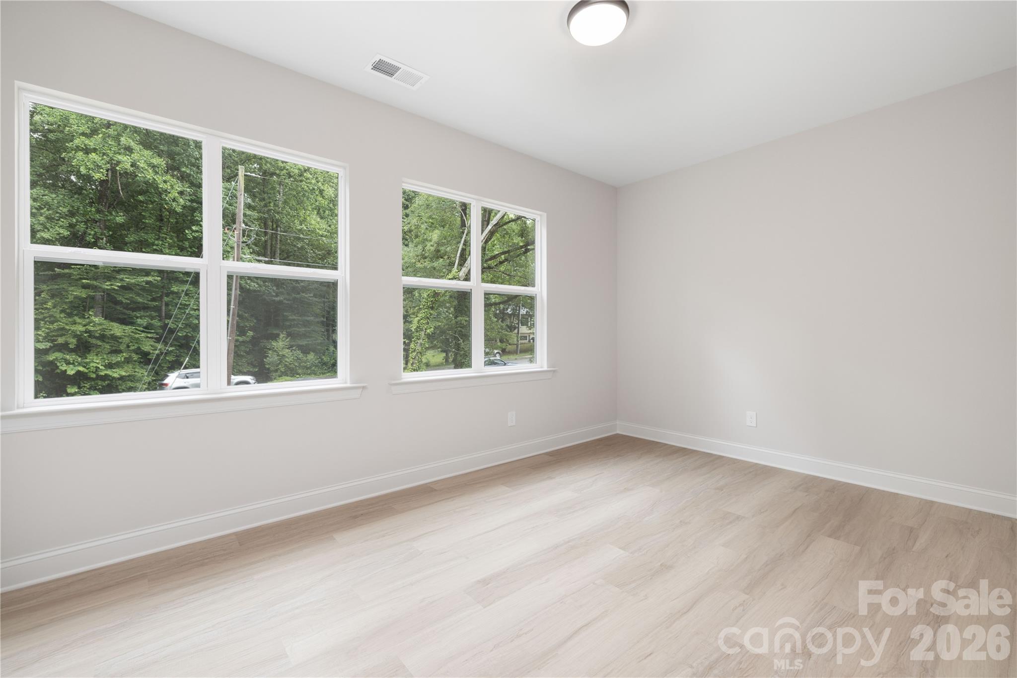 6206 Linda Vista Lane Charlotte NC 28216