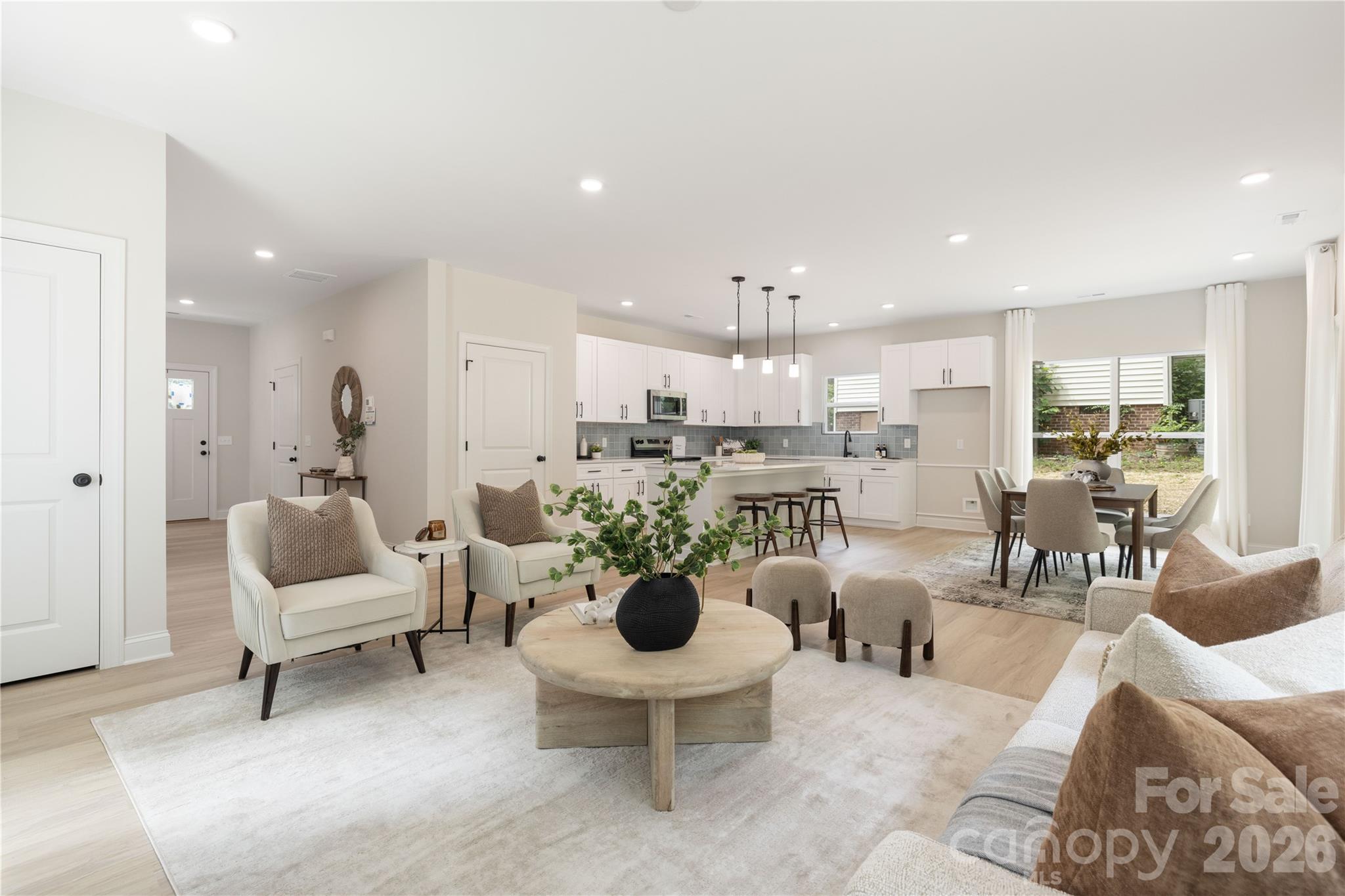 6206 Linda Vista Lane Charlotte NC 28216