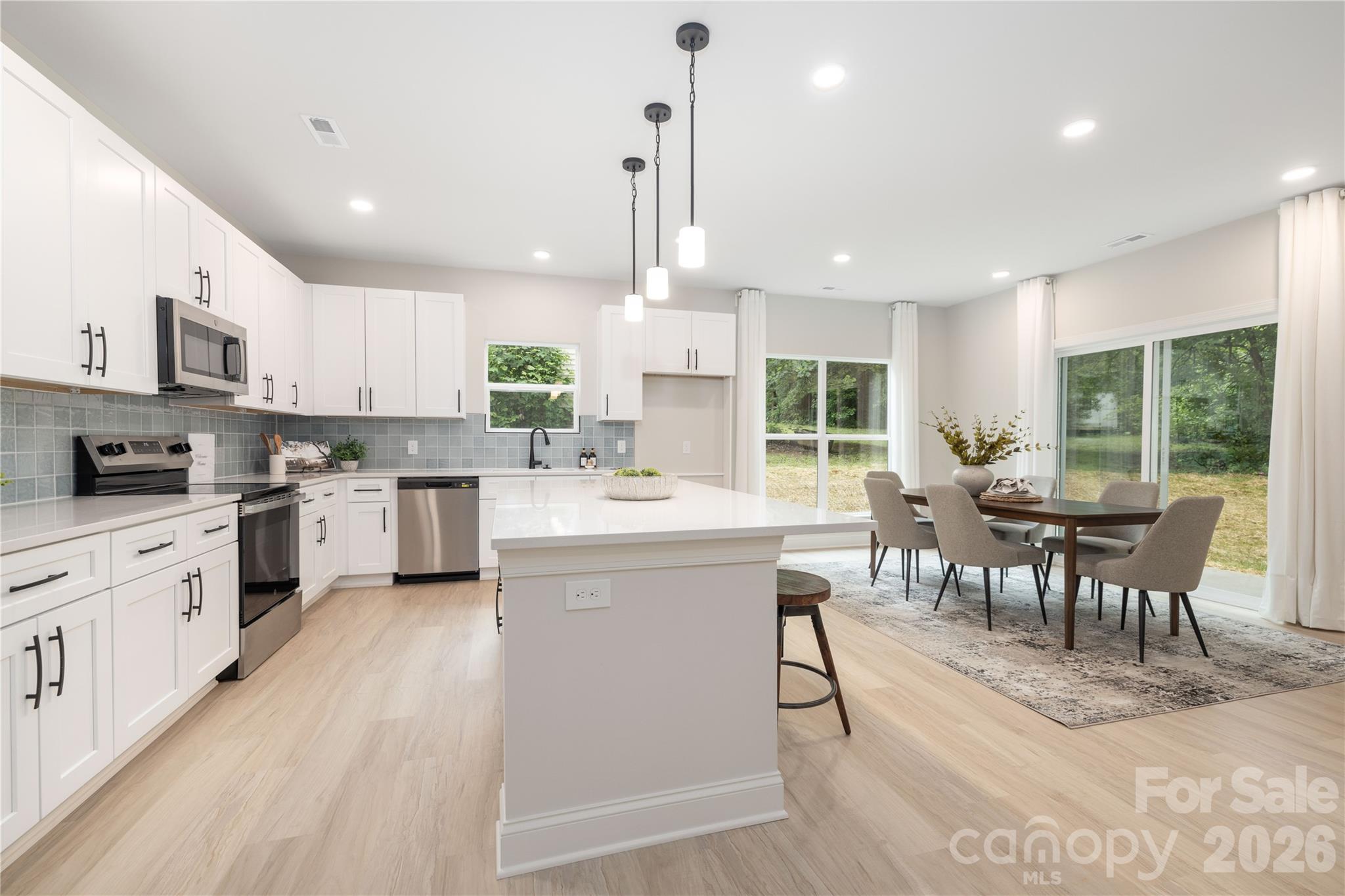 6206 Linda Vista Lane Charlotte NC 28216