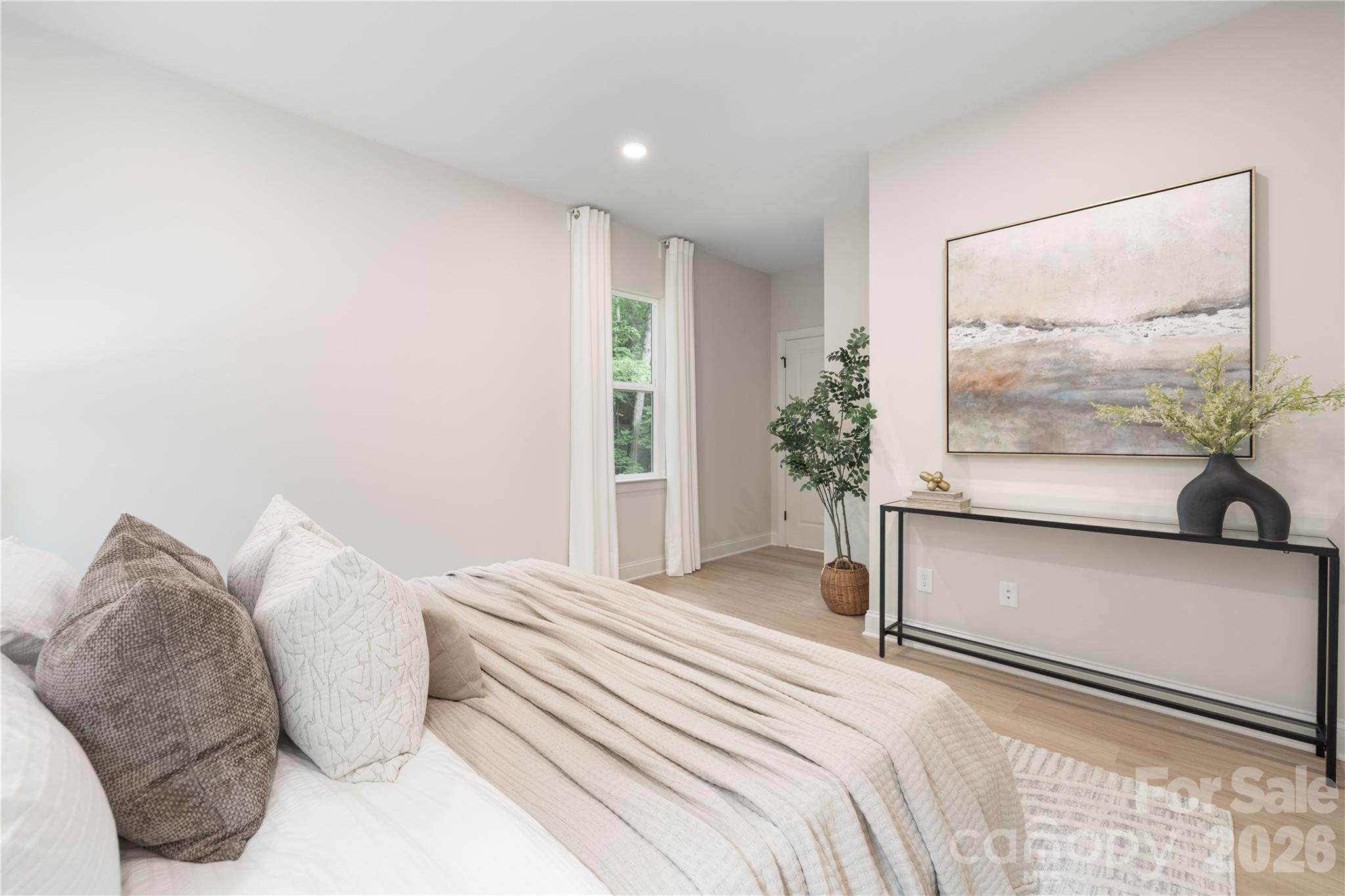 6206 Linda Vista Lane Charlotte NC 28216