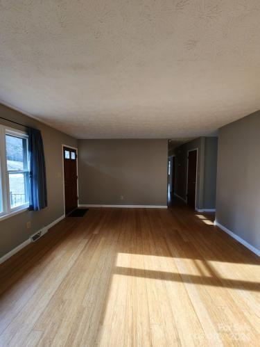 86 Memory Lane Asheville NC 28805